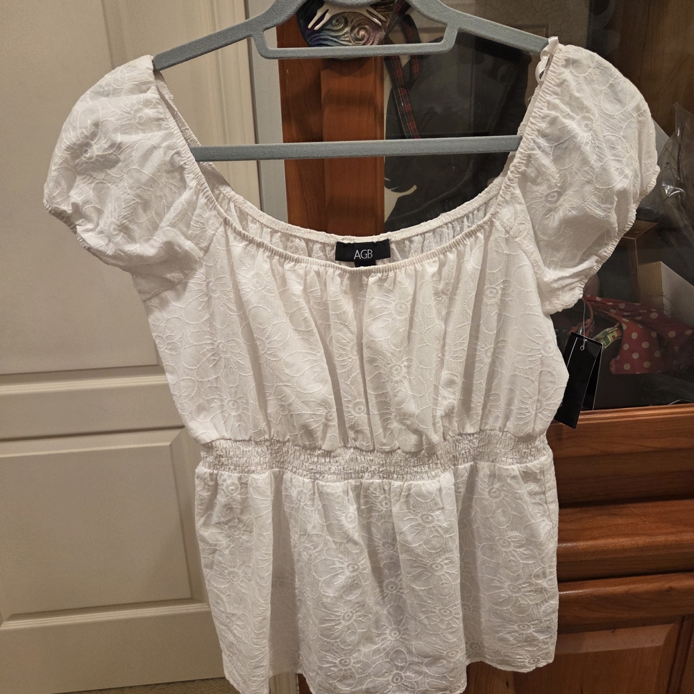 AGB Women's White Floral Blouse